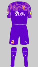 swindon town 2019-20 3rd kit